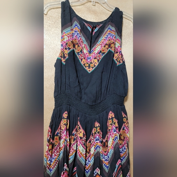 New Tanvi Kedia Anthropologie Dress Embroidered Chevron Midi V-Neck Rayon Boho - Picture 6 of 11